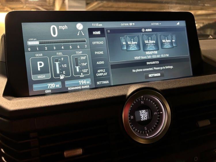 2024-ineos-grenadier-drive-display-4