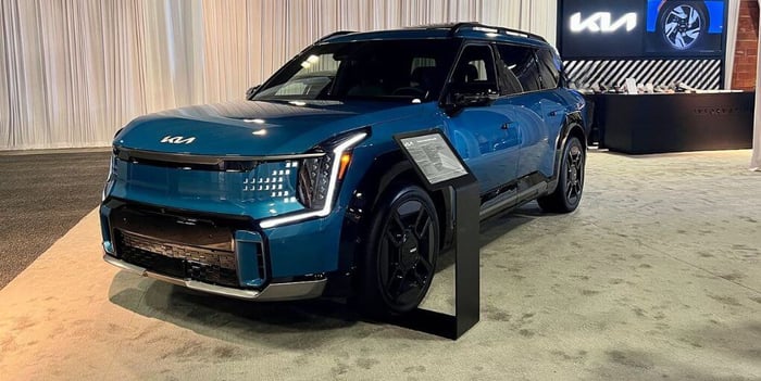 Kia EV9 Named Women’s Worldwide Car Of The Year