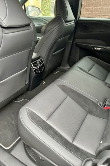 2024-lexus-500h-fsport-rear-seat2-carpro