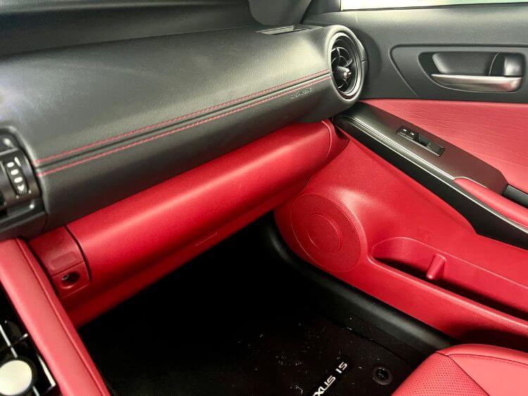 2024-lexus-is-500-fsport-dash-amy (1)