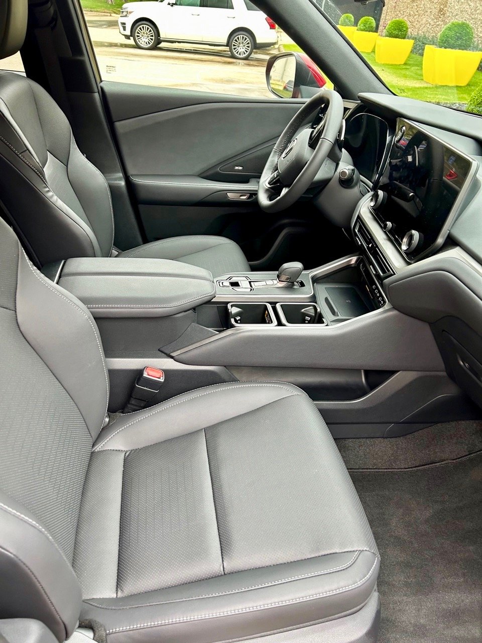 2024-lexus-tx-front-row-carpro