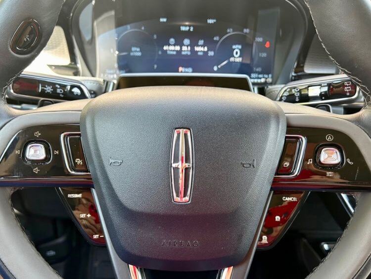 2024-lincoln-corsair-steering-wheel-carpro