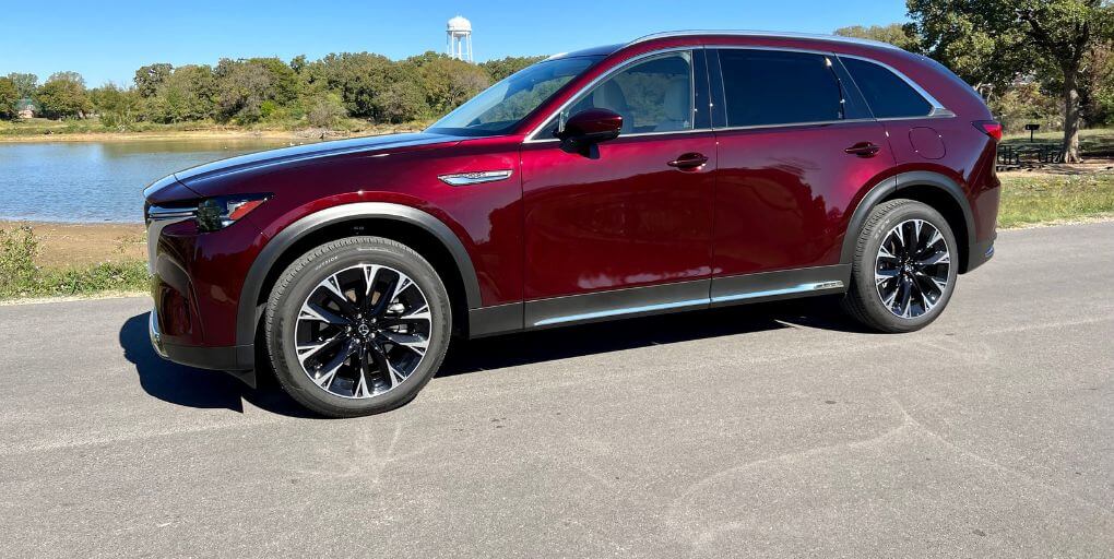 2024 Mazda CX-90 Premium Plus PHEV. Photo: CarPro.