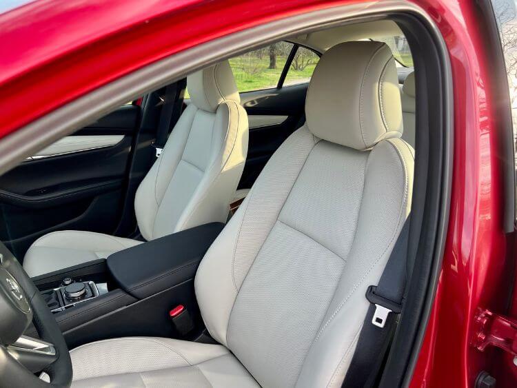 2024-mazda3-seats-carpro.