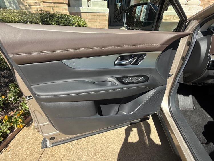 2024-nissan-murano-door-panel-carpro.jpg