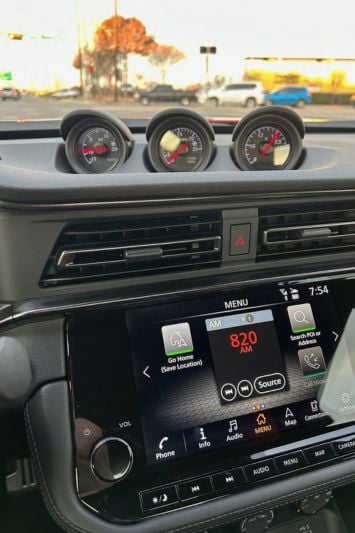 2024-nissan-z-nismo-center-stack-carpro