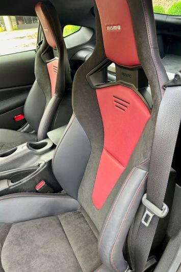 2024-nissan-z-nismo-driver-seat-carpro
