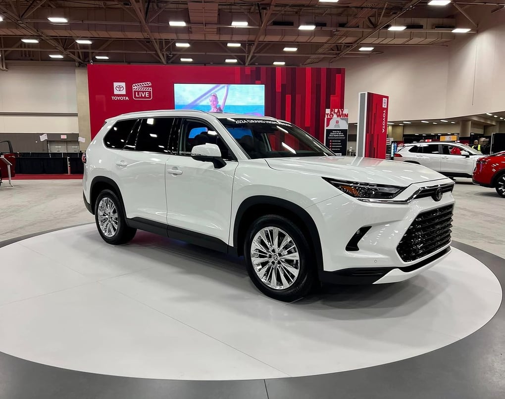 2024 Toyota Grand Highlander.  Photo: CarPro.