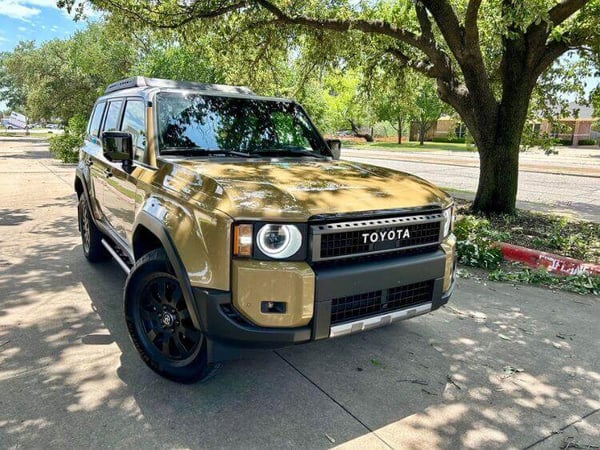 2024-toyota-land-cruiser-grille-shade-carpro.