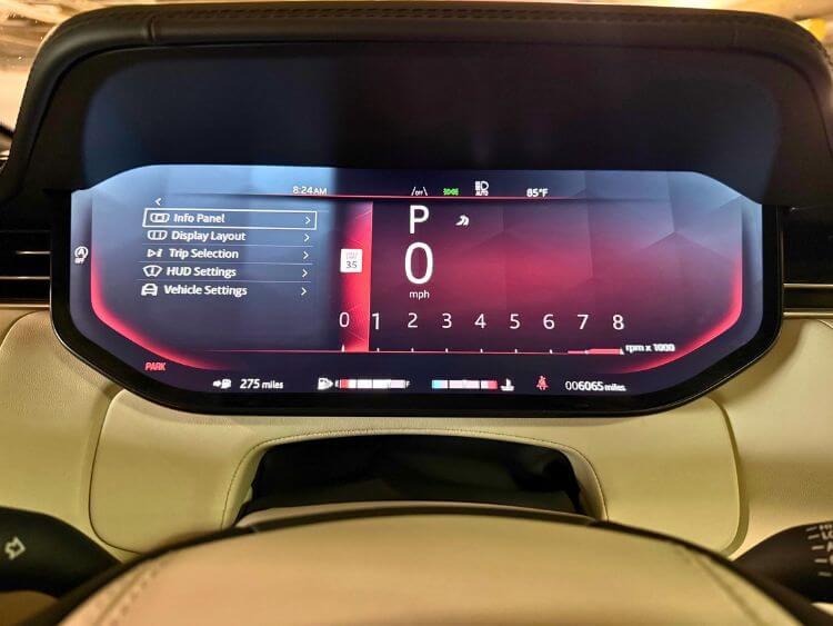 2025 Range Rover Autobiography-digital-display-5jpg