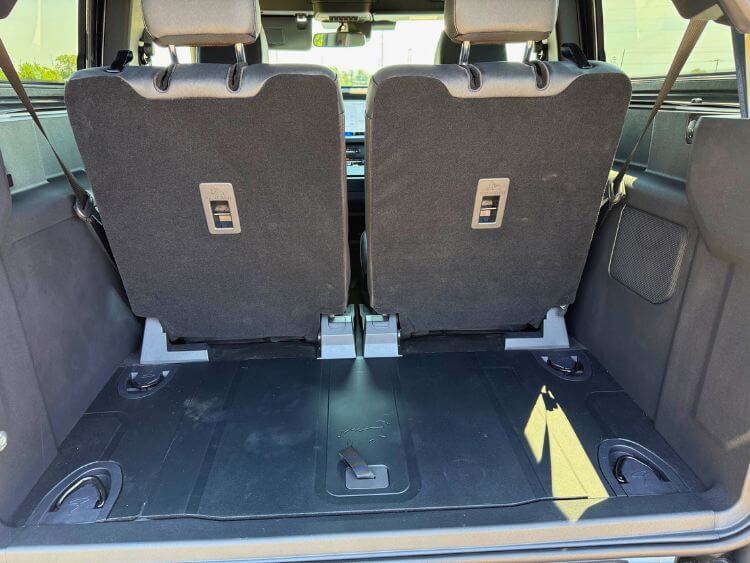 2025-Ford-Bronco-Stroppe-cargo-carpro