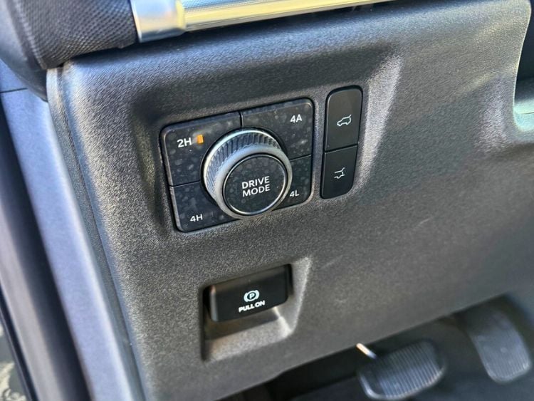 2025-Ford-Expedition-Platinum-max-drive-mode-CarPro