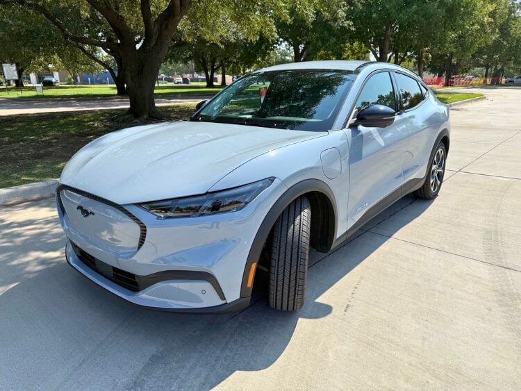 2025-Ford-Mustang-Mach-e-Exterior-3.jpg