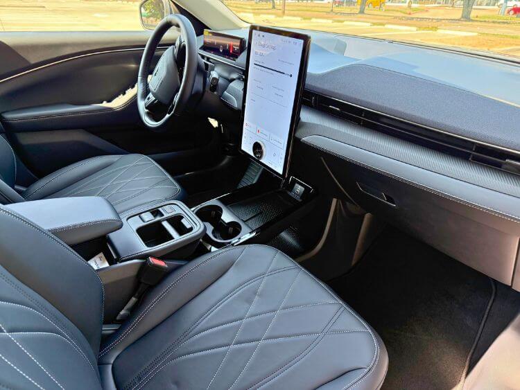 2025-Ford-Mustang-Mach-e-passenger-side