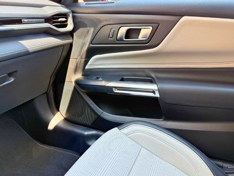 2025-Ford-MustangGTPremium-convertible-door-panel .jpg.