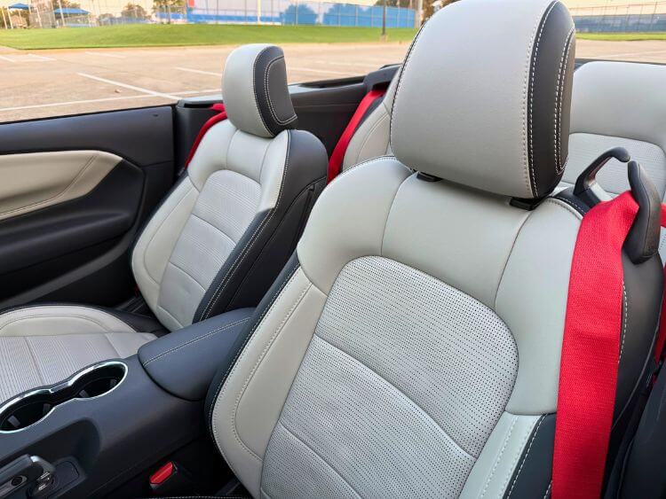 2025-Ford-MustangGTPremium-convertible-interior-seats .jpg.