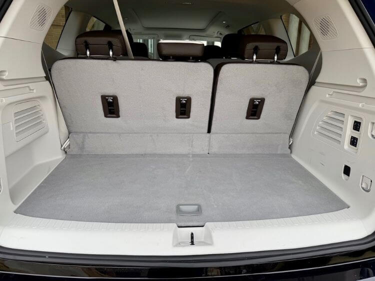 2025-GMC Acadia-cargo-area