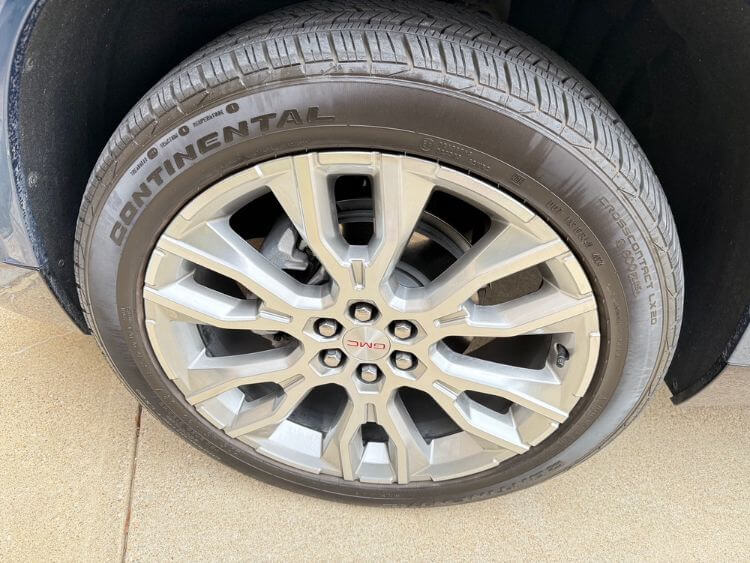 2025-GMC Acadia-wheels-options (1)