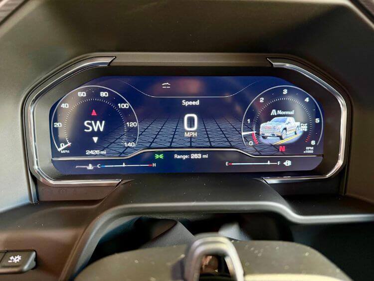 2025-GMC-sierra-1500-interior-digital-driver-displayjpg