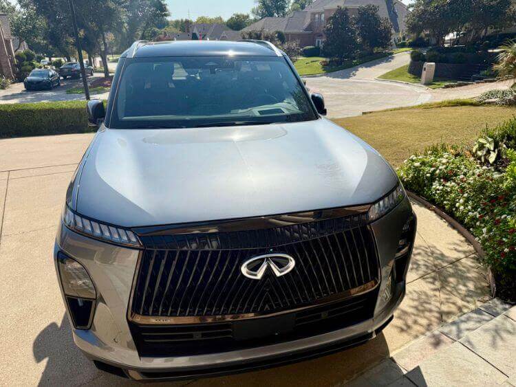 2025-INFINITI-QX80-exterior-front-end.jpg