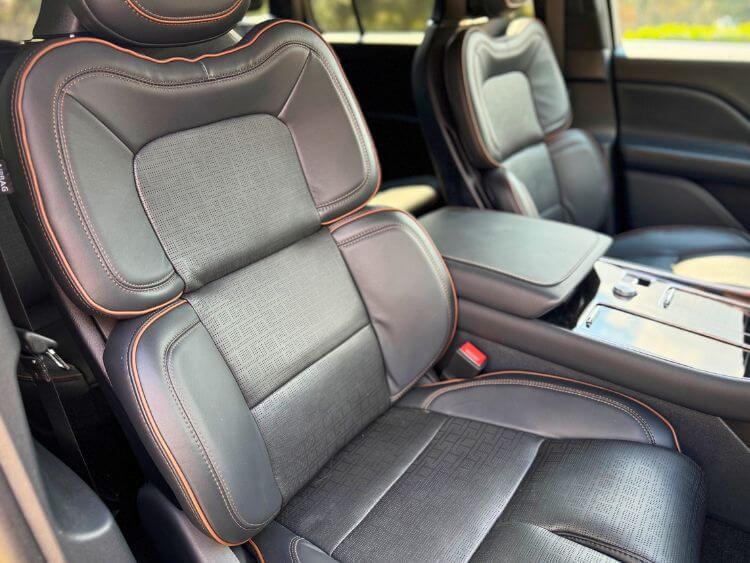 2025-Lincoln-Aviator-Black-Label-seats-carpro.jpg