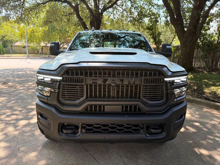 2025-Ram-2500-Limited-Longhorn-grille-carpro