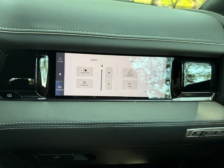 2025-Ram-2500-Limited-Longhorn-passenger-screen-carpro