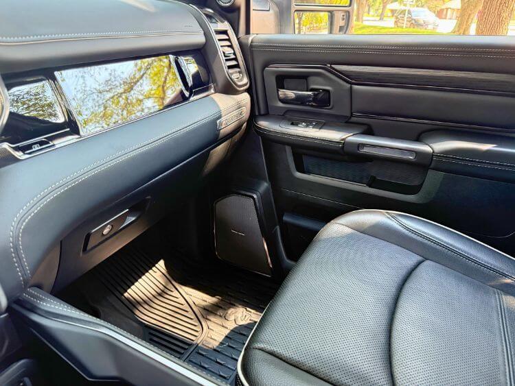 2025-Ram-2500-Limited-Longhorn-passenger-side-carpro.jpg