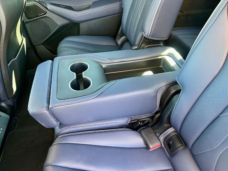 2025-acura-Mdx-types-2nd-row-consolel-carpro