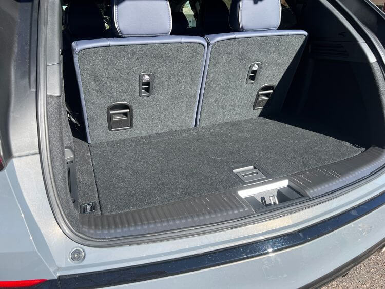 2025-acura-Mdx-types-cargo-space-carpro