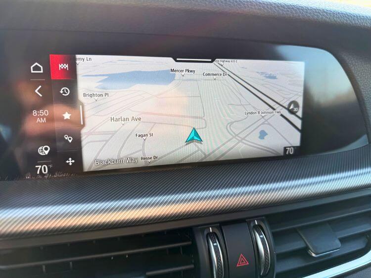 2025-alfa-romeo-stelveio-veloce-18-carpro.