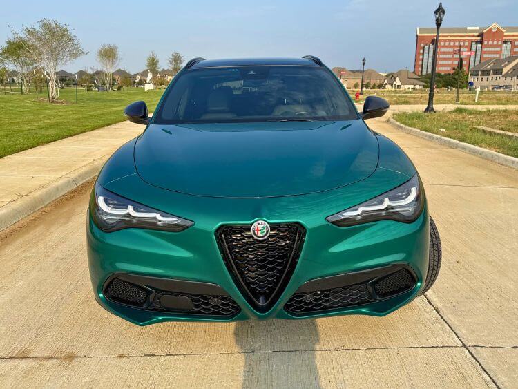 2025-alfa-romeo-stelveio-veloce-5-carpro.