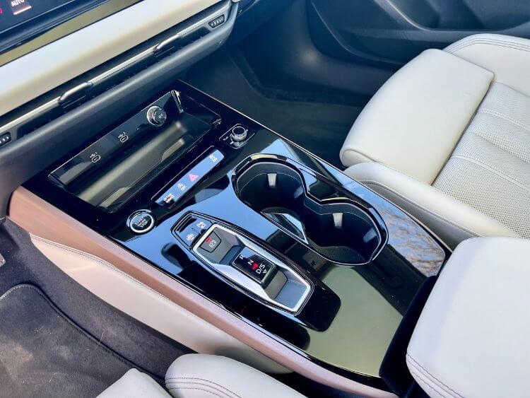 2025-audi-a5-prestige-console-center-carpro.