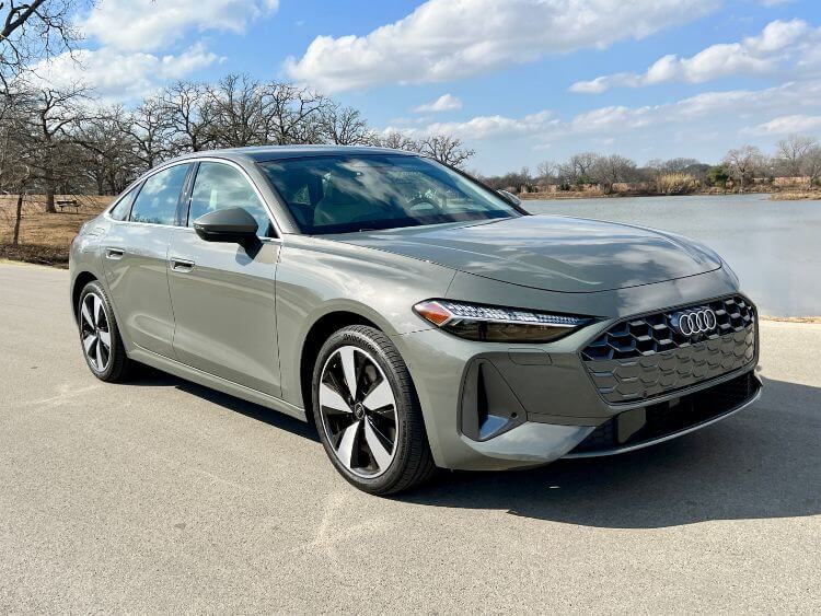 2025-audi-a5-prestige-exterior-01-carpro.