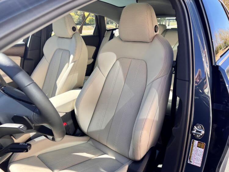 2025-audi-a6-etron-sportback-prestige-seats