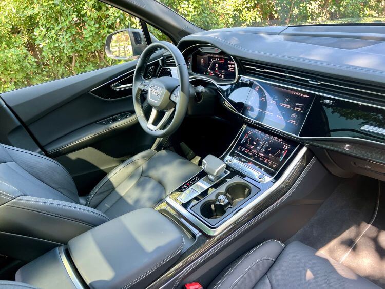 2025-audi-q7-55-prestige-review