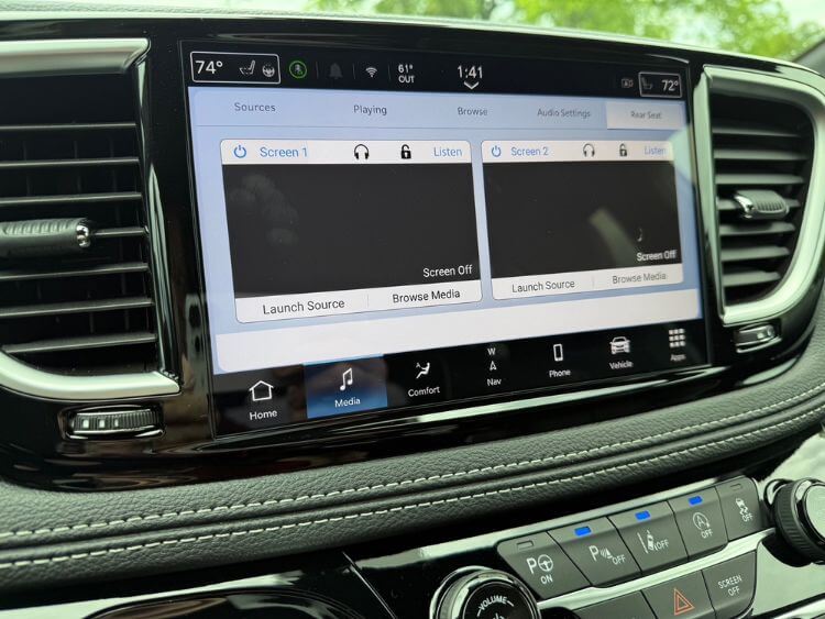 2025-chrysler-pacifica-1