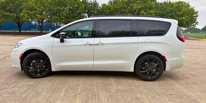 2025 Chrysler Pacifica Limited Review