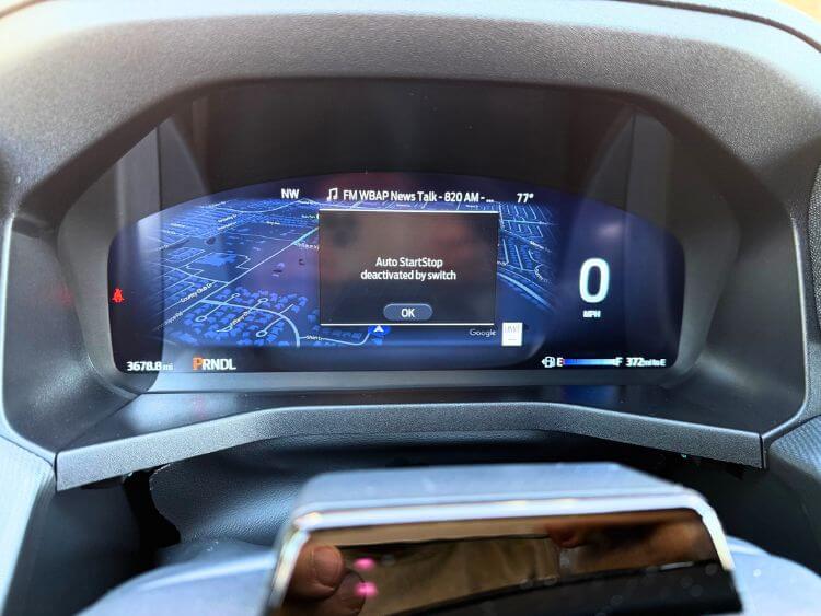 2025-ford-explorer-massage-nav-driver-display-2