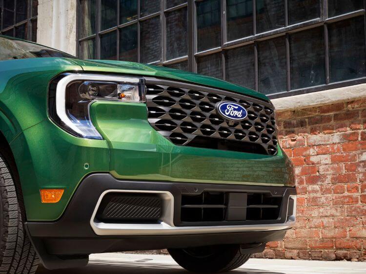 2025-ford-maverick-lariat-new-19-inch-wheels-credit-ford (1)