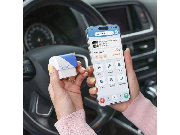 2025-holiday-gift-guide-carmd-connect