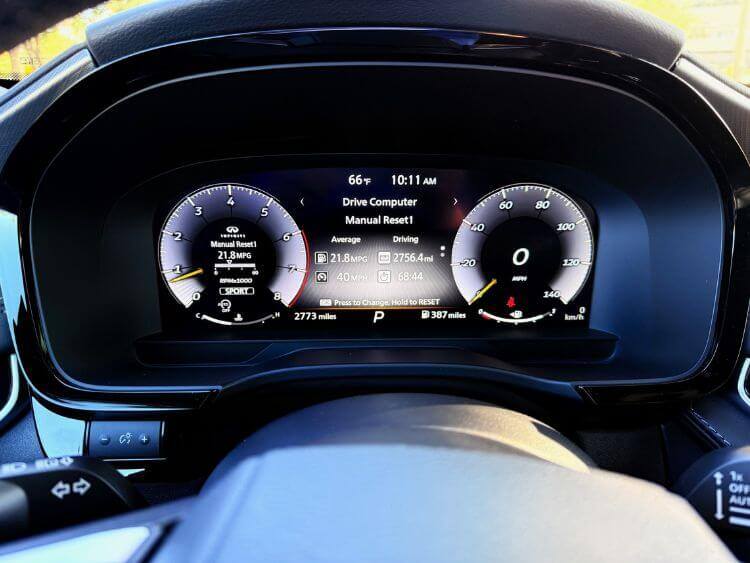 2025-infiniti-qx60-driver-display -carpro.jpg