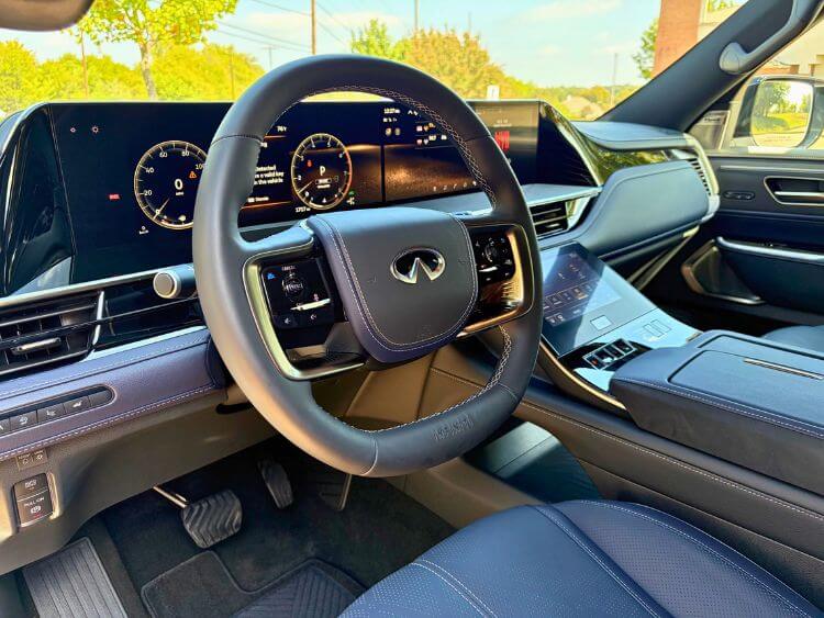 2025-infiniti-qx80-s-cabin-hero-carpro.jpg