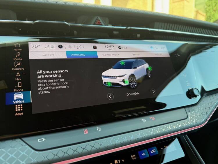 2025-jeep-Wagoneer-S-multimedia-01 