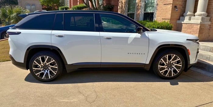 2025 Jeep Wagoneer S Limited 4xe Review