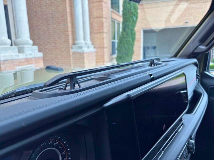 2025-jeep-wrangler-moab-392-dashjpg