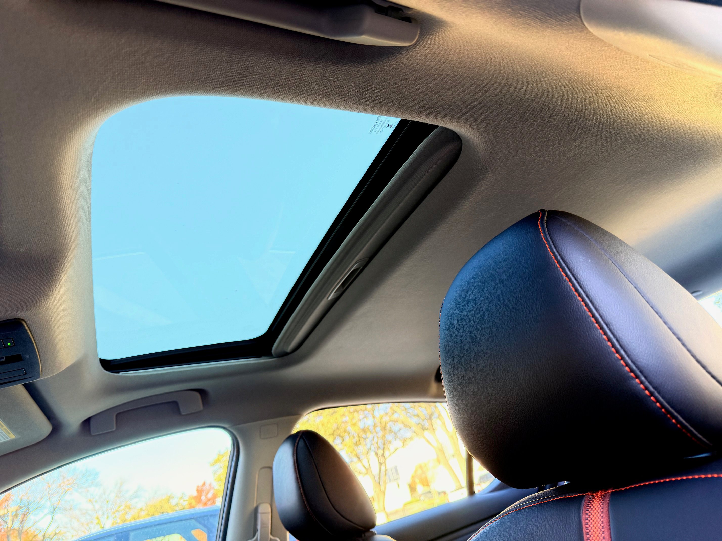 2025-nissan-sentra-sedan-sunroof- .jpg