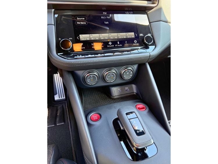2025-nissan-z-nismo-cabin-console-2.jpg