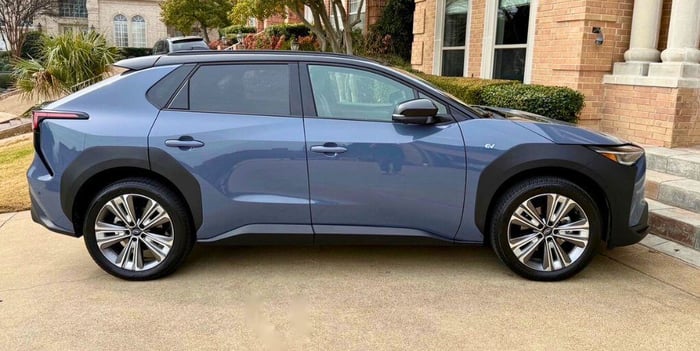 2025 Subaru Solterra All-Electric SUV Review