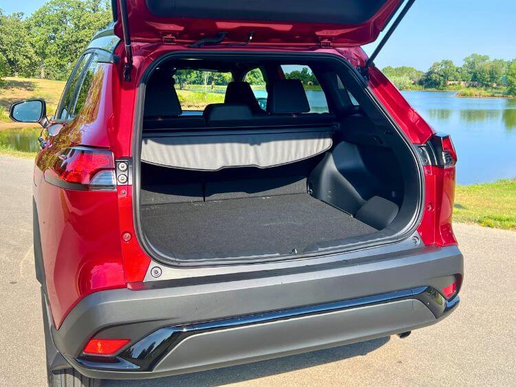 2025-toyota-corolla-cross-nightshade-exterior07